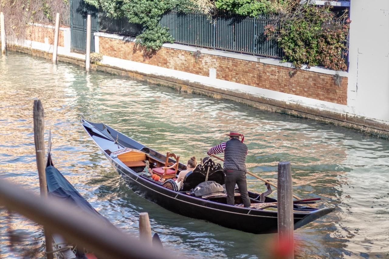 Italian Experience-Riva Degli Schiavoni Boutique Apartment Venedig Exterior foto