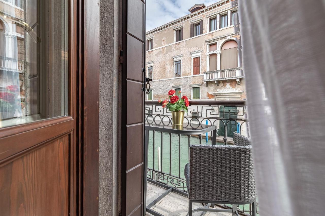 Italian Experience-Riva Degli Schiavoni Boutique Apartment Venedig Exterior foto